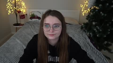 Emily online show from 01-02-25, 08:02