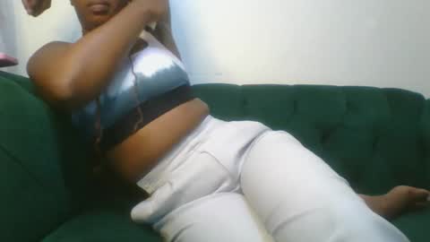 Snapshot of magicpussyy1 chatting on 04-14-26, 07:36 magicbabe online show from 04-14-26, 07:36