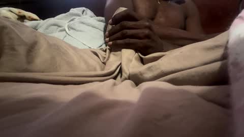 Snapshot of magicst chatting on 12-19-24, 03:19 magicst online show from 12-19-24, 03:19