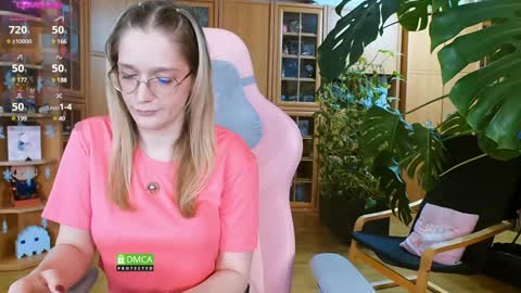 Nicole online show from 01-19-25, 03:50