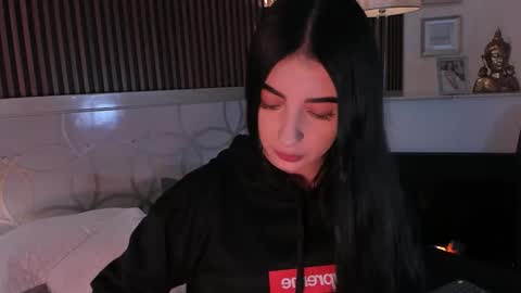 Magiee online show from 02-27-26, 12:05