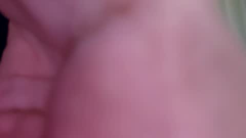 Snapshot of magodon chatting on 04-07-26, 12:27 Diandlin online show from 04-07-26, 12:27