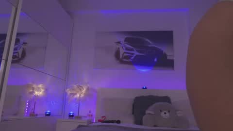 magyc_bri online show from 10-23-25, 03:00