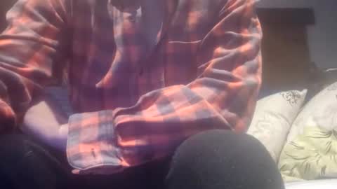 Snapshot of maho0 chatting on 10-09-25, 06:11 maho0 online show from 10-09-25, 06:11