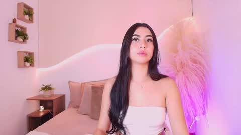 MAIA  LIA  online show from 09-11-25, 07:25