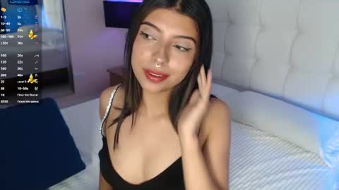 Maia Reficco online show from 06-12-26, 07:46