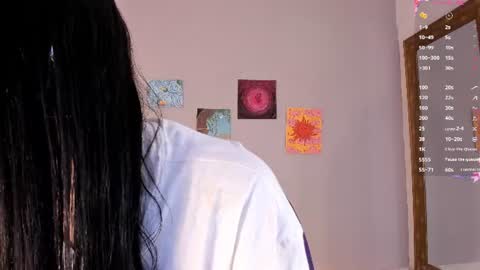 Maia online show from 06-10-26, 12:26