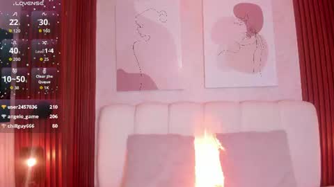 Snapshot of maiasweet_ chatting on 06-27-26, 12:22 MAIA online show from 06-27-26, 12:22
