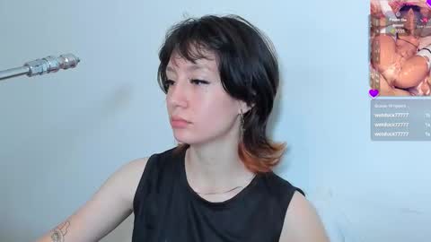 Snapshot of maibys_cute chatting on 02-28-26, 04:13 maibys online show from 02-28-26, 04:13