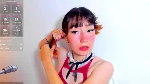 Snapshot of maibys_cute chatting on 03-07-26, 05:04 maibys online show from 03-07-26, 05:04