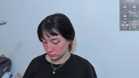 Snapshot of maibys_cute chatting on 03-26-26, 04:07 maibys online show from 03-26-26, 04:07