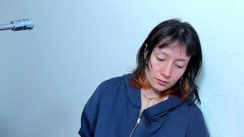 Snapshot of maibys_cute chatting on 04-02-26, 03:37 maibys online show from 04-02-26, 03:37