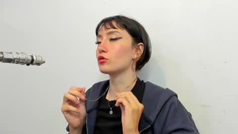 Snapshot of maibys_cute chatting on 04-06-26, 03:48 maibys online show from 04-06-26, 03:48