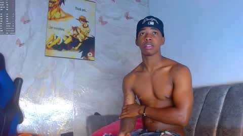 maicoljorda1 online show from 11-26-25, 01:01