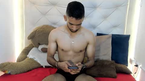 Snapshot of maicolparker0 chatting on 03-19-26, 01:37 maicolparker0 online show from 03-19-26, 01:37