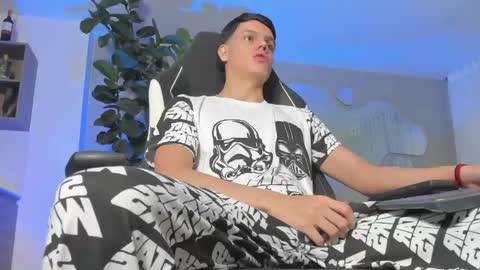 MAICOL  online show from 05-09-26, 11:43