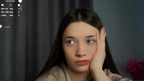 Lucy online show from 02-12-25, 02:03