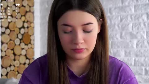 Snapshot of maidabuoy chatting on 03-04-26, 02:06 Lucy online show from 03-04-26, 02:06