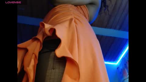 Bella Maidi online show from 01-23-25, 01:56