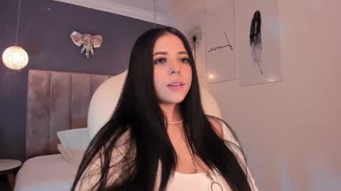 Snapshot of maiiitee_ chatting on 12-21-24, 06:02 Mait online show from 12-21-24, 06:02