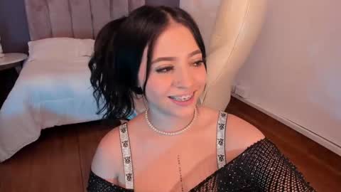 Snapshot of maiiitee_ chatting on 12-24-24, 03:16 Mait online show from 12-24-24, 03:16