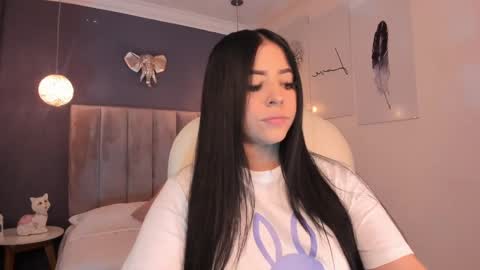 Snapshot of maiiitee_ chatting on 01-17-25, 02:39 Mait online show from 01-17-25, 02:39