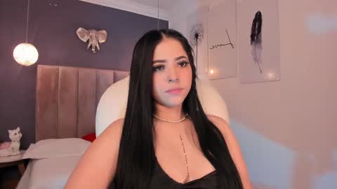 Snapshot of maiiitee_ chatting on 01-23-25, 02:17 Mait online show from 01-23-25, 02:17
