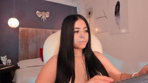 Snapshot of maiiitee_ chatting on 02-21-25, 04:16 Mait online show from 02-21-25, 04:16