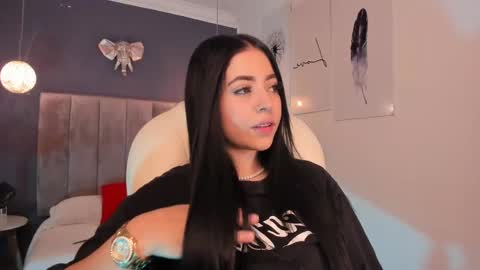 Snapshot of maiiitee_ chatting on 03-02-25, 03:48 Mait online show from 03-02-25, 03:48