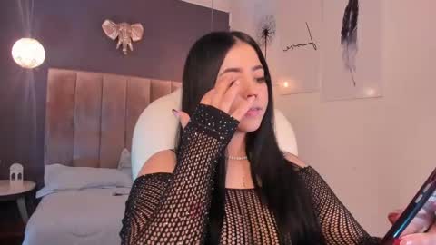 Snapshot of maiiitee_ chatting on 03-12-25, 04:24 Mait online show from 03-12-25, 04:24