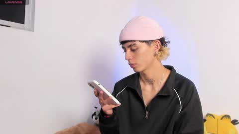 maiky_cooper01 online show from 05-12-26, 03:03