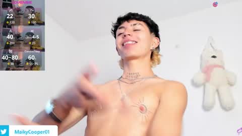 maiky_cooper01 online show from 05-17-26, 08:27