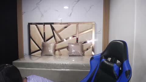 Snapshot of maily_a_ chatting on 10-29-25, 03:09 Maily online show from 10-29-25, 03:09