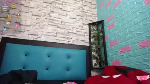  MAILY CAN  online show from 11-05-25, 01:00