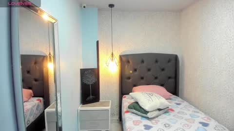 Snapshot of mailylove1 chatting on 02-19-25, 04:00 M A I L Y online show from 02-19-25, 04:00