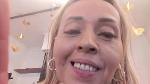 Carolina Barrantes Munera online show from 02-12-25, 02:43