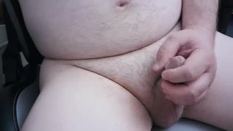 Snapshot of mainttech chatting on 03-22-26, 03:26 Gilly online show from 03-22-26, 03:26