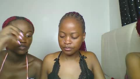 maira luv1 online show from 03-19-26, 09:08