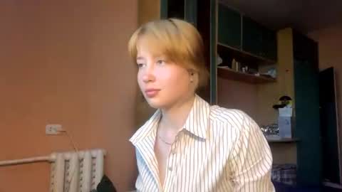 Snapshot of maisawin chatting on 06-18-26, 03:16 Evie online show from 06-18-26, 03:16