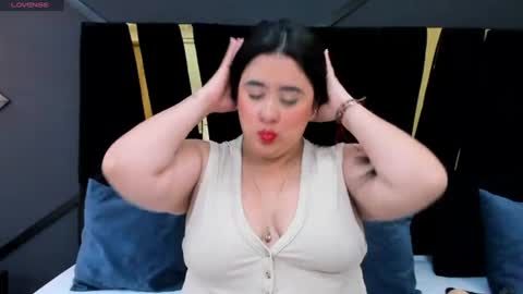 Snapshot of maite_grays chatting on 06-11-26, 12:03 M A I T E online show from 06-11-26, 12:03