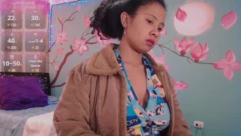 Snapshot of maite_loves chatting on 12-07-24, 05:31 Maite online show from 12-07-24, 05:31