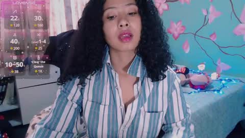 Snapshot of maite_loves chatting on 12-10-24, 03:33 Maite online show from 12-10-24, 03:33