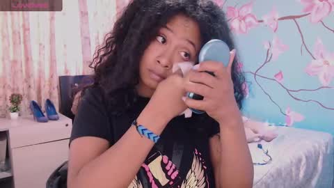 Snapshot of maite_loves chatting on 12-11-24, 12:23 Maite online show from 12-11-24, 12:23