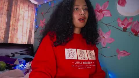 Snapshot of maite_loves chatting on 01-04-25, 03:17 Maite online show from 01-04-25, 03:17