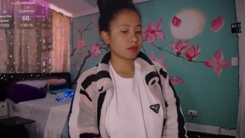 Snapshot of maite_loves chatting on 01-07-25, 03:02 Maite online show from 01-07-25, 03:02