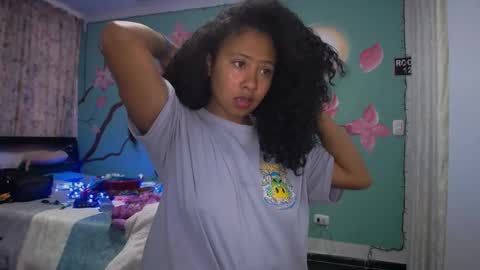 Snapshot of maite_loves chatting on 01-09-25, 11:25 Maite online show from 01-09-25, 11:25