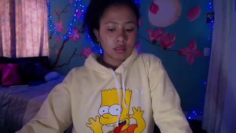 Snapshot of maite_loves chatting on 03-11-25, 02:40 Maite online show from 03-11-25, 02:40