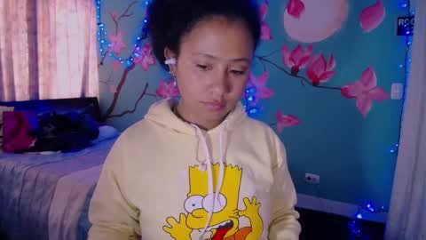 Snapshot of maite_loves chatting on 03-11-25, 05:57 Maite online show from 03-11-25, 05:57