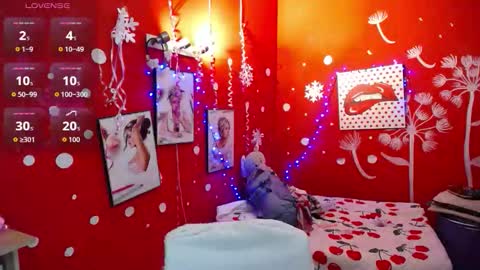 Snapshot of maite_loves chatting on 11-01-25, 11:23 Maite online show from 11-01-25, 11:23