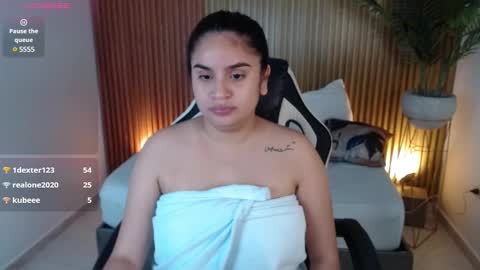 Snapshot of maite_saens_ chatting on 01-15-25, 08:30 maite saens online show from 01-15-25, 08:30
